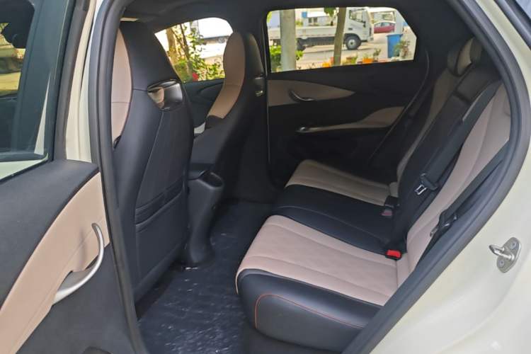Used BYD Dolphin 2023 420 km Fashion Edition Left Rear Seat