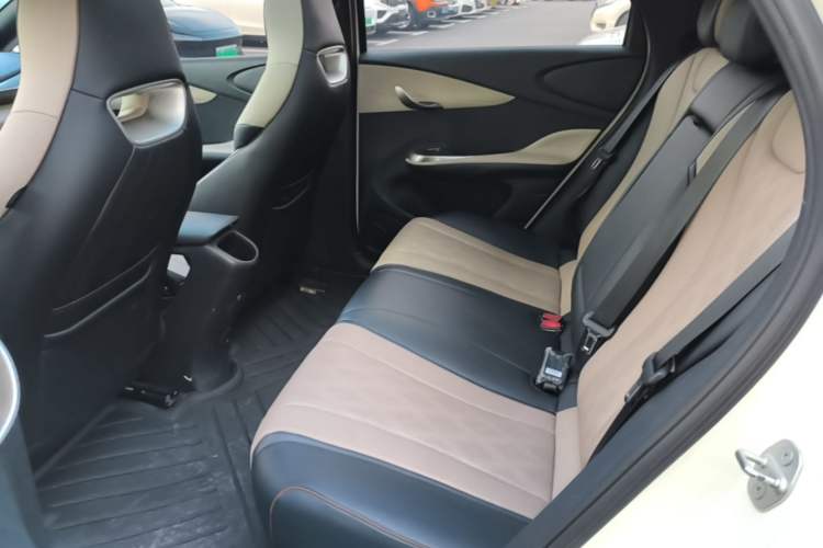 Used BYD Dolphin 2023 420 km Fashion Edition Left Rear Seat