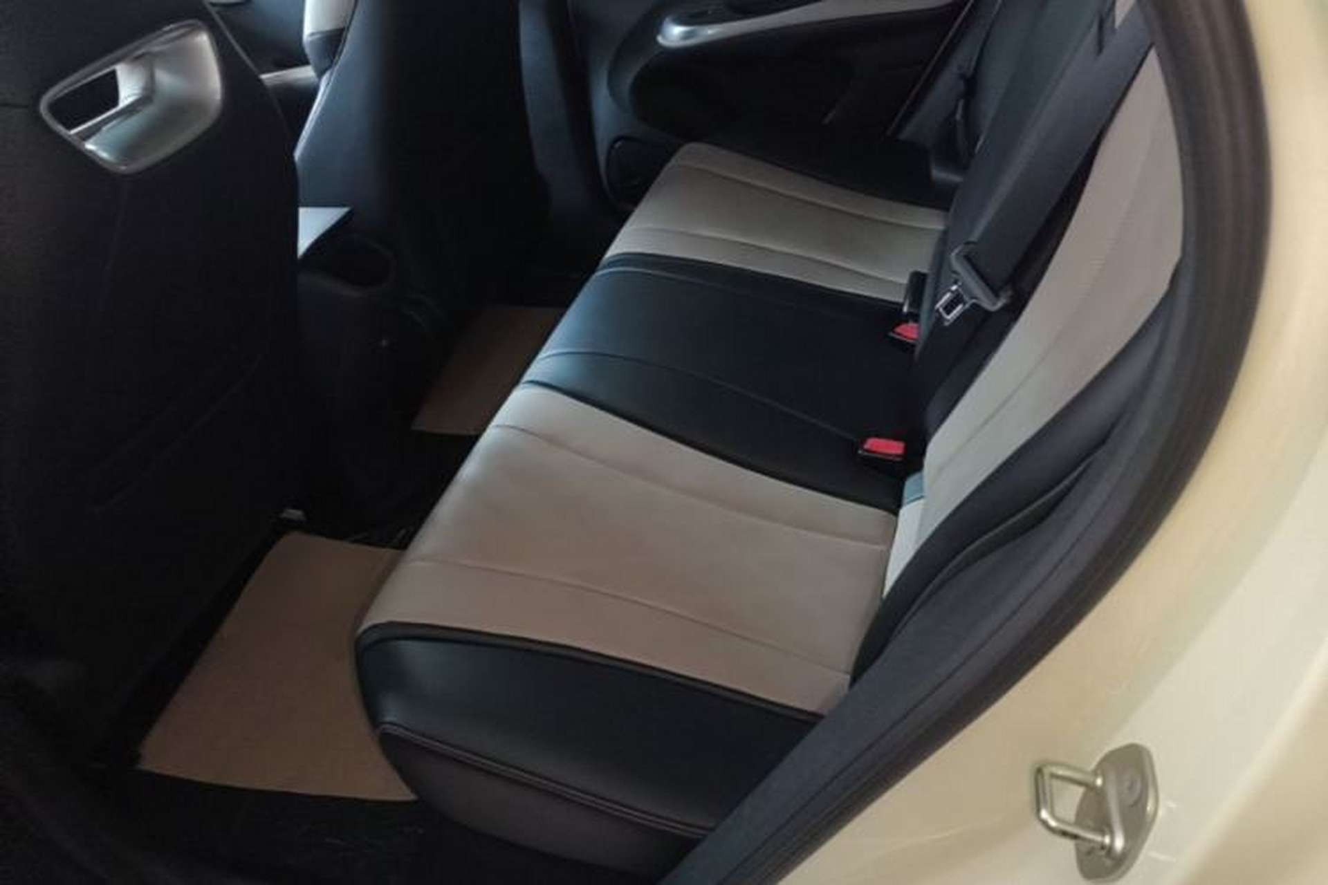 Used BYD Dolphin 2023 420 km Fashion Edition Left Rear Seat