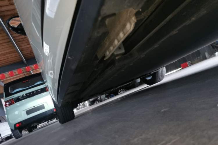 Used BYD Dolphin 2023 420 km Free Version Left Side Sill