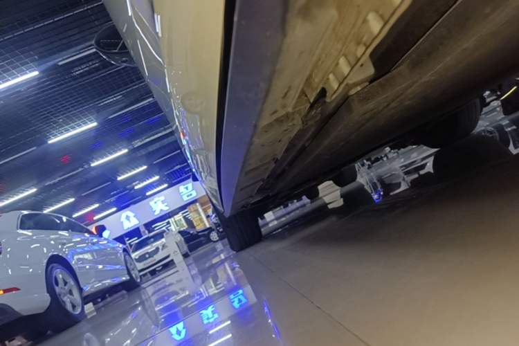 Used BYD Dolphin 2023 420 km Fashion Edition Left Side Sill