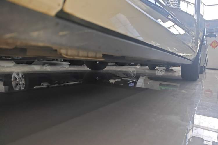 Used BYD Dolphin 2023 420 km Fashion Edition Left Side Sill