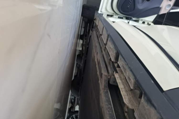 Used BYD Dolphin 2023 420 km Fashion Edition Left Side Sill
