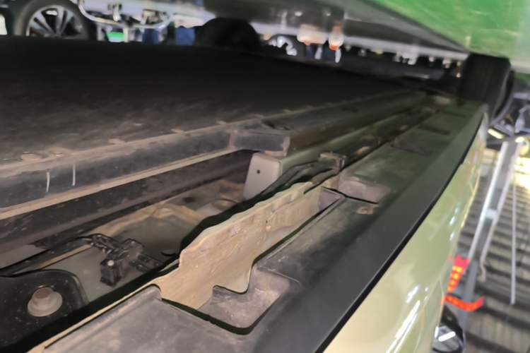 Used BYD Dolphin 2023 420 km Fashion Edition Left Side Sill