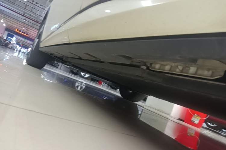 Used BYD Dolphin 2023 420 km Fashion Edition Left Side Sill