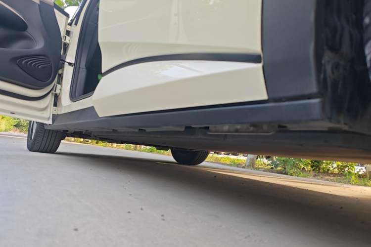 Used BYD Dolphin 2023 420 km Fashion Edition Left Side Sill