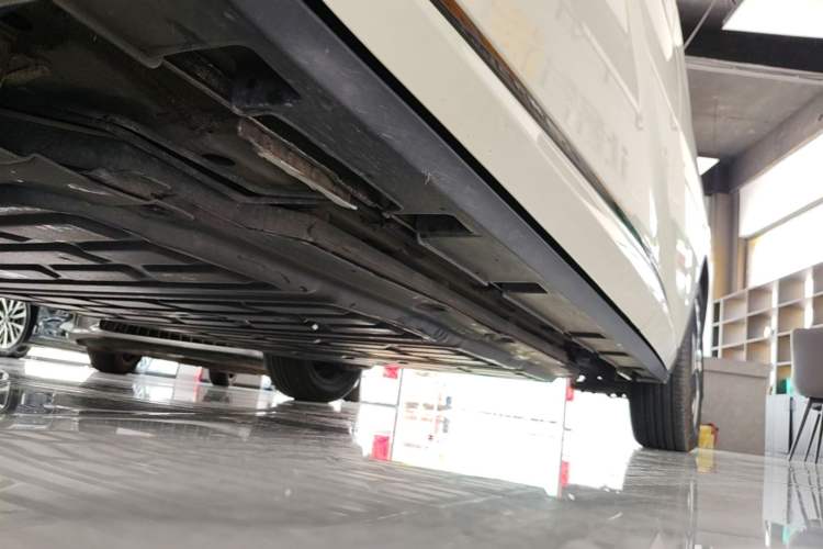 Used BYD Dolphin 2023 420 km Fashion Edition Left Side Sill