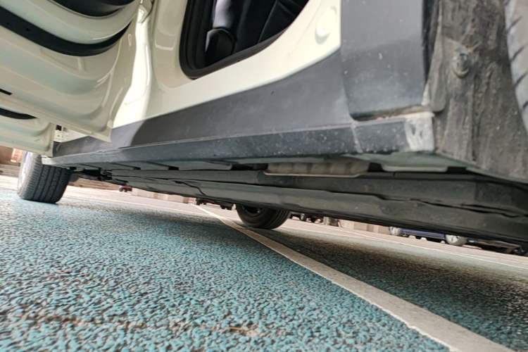 Used BYD Dolphin 2023 420 km Free Version Left Side Sill
