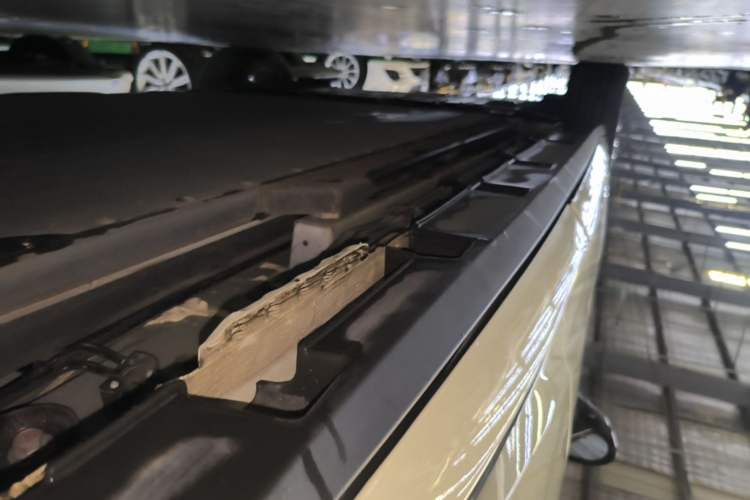 Used BYD Dolphin 2023 420 km Fashion Edition Left Side Sill
