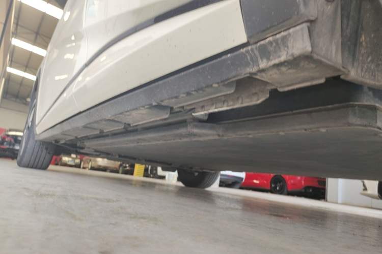Used BYD Dolphin 2023 420 km Fashion Edition Left Side Sill