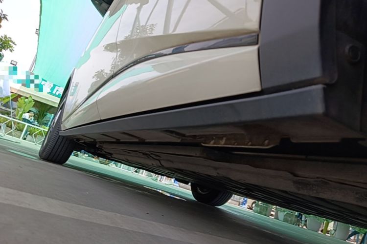 Used BYD Dolphin 2023 420 km Fashion Edition Left Side Sill