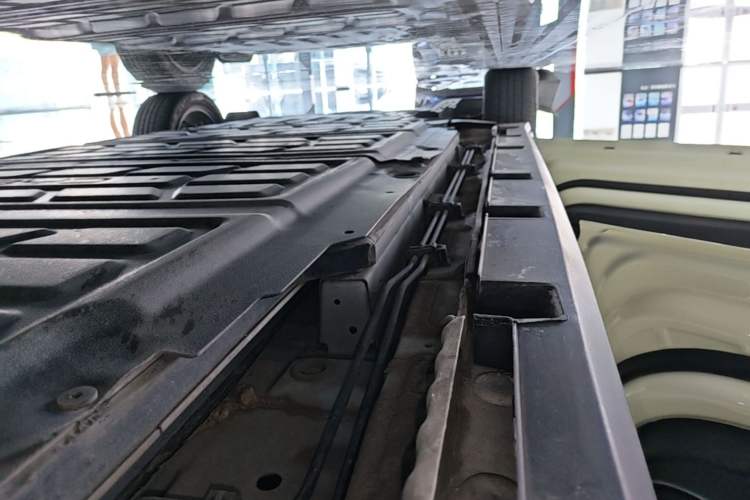 Used BYD Dolphin 2023 420 km Fashion Edition Left Side Sill