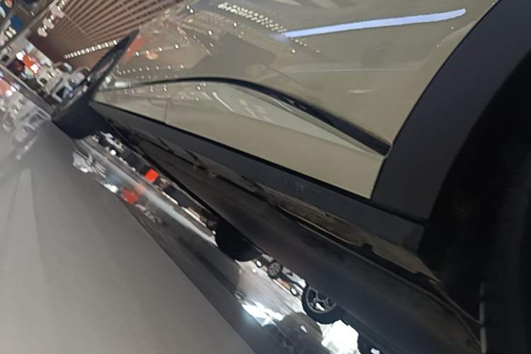 Used BYD Dolphin 2023 420 km Fashion Edition Left Side Sill