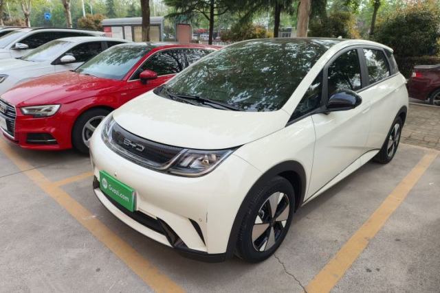 Used BYD Dolphin 2023 420 km Fashion Edition