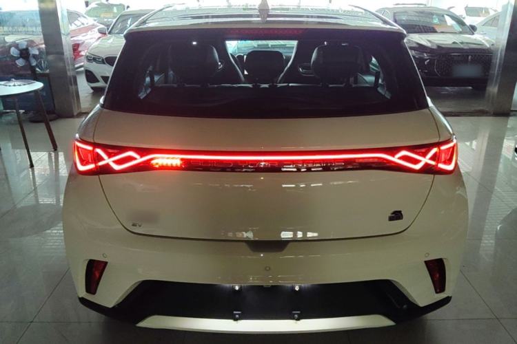 Used BYD Dolphin 2023 420 km Fashion Edition Rear
