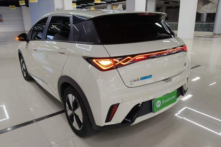 Used BYD Dolphin 2023 420 km Fashion Edition Rear Left 45 Deg