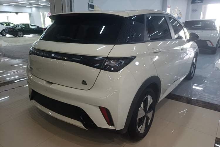 Used BYD Dolphin 2023 420 km Fashion Edition Rear Right 45 Deg