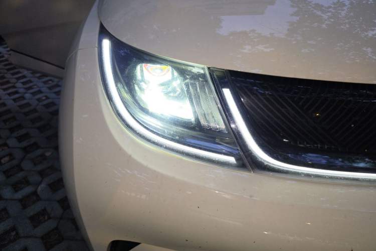 Used BYD Dolphin 2023 420 km Free Version Right Front Headlight