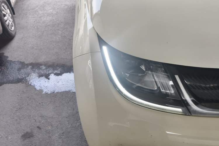 Used BYD Dolphin 2023 420 km Free Version Right Front Headlight