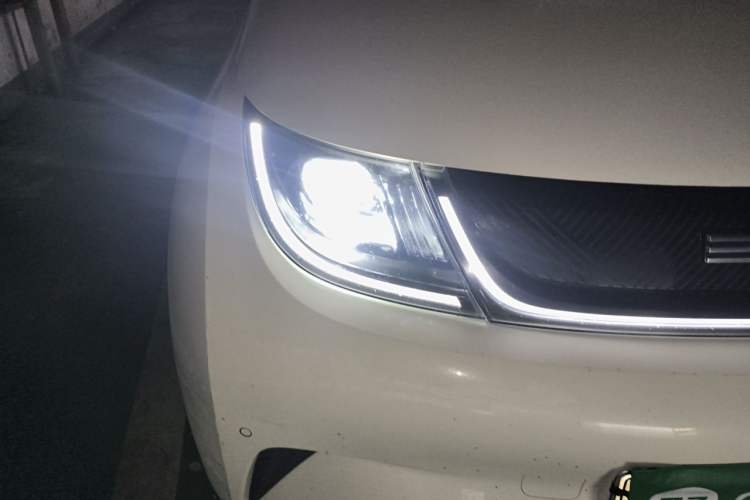 Used BYD Dolphin 2023 420 km Fashion Edition Right Front Headlight