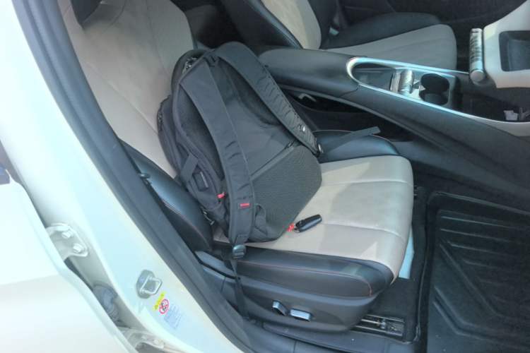Used BYD Dolphin 2023 420 km Fashion Edition Right Front Seat