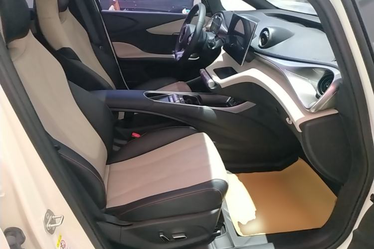 Used BYD Dolphin 2023 420 km Fashion Edition Right Front Seat