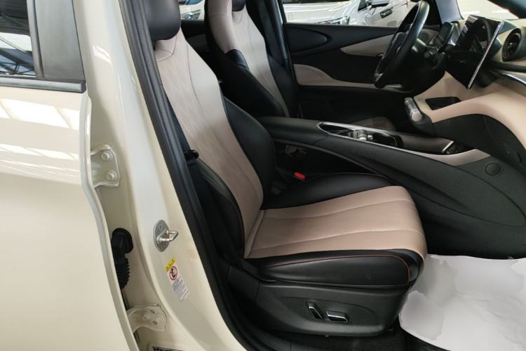 Used BYD Dolphin 2023 420 km Fashion Edition Right Front Seat