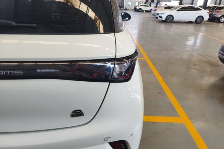Used BYD Dolphin 2023 420 km Fashion Edition Right Rear Taillight