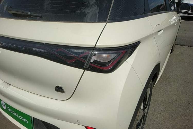 Used BYD Dolphin 2023 420 km Free Version Right Rear Taillight