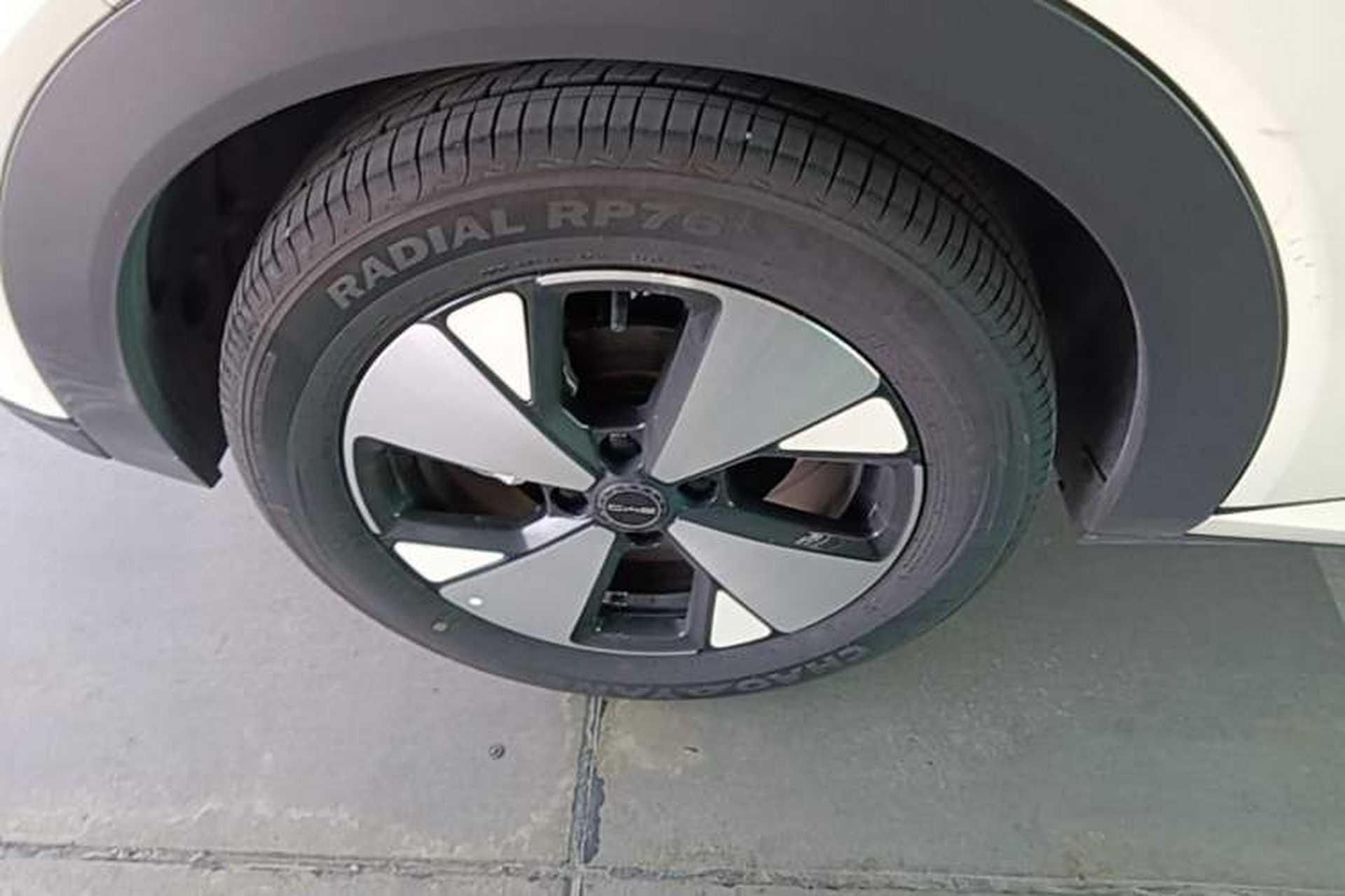 Used BYD Dolphin 2023 420 km Fashion Edition Right Rear Wheel Hub