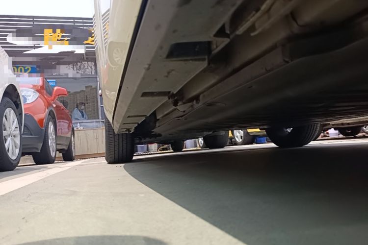 Used BYD Dolphin 2023 420 km Fashion Edition Right Side Sill