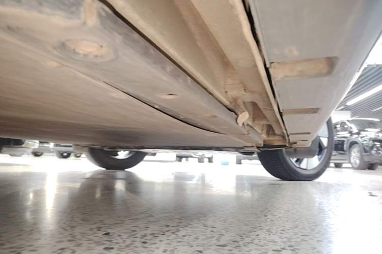 Used BYD Dolphin 2023 420 km Free Version Right Side Sill