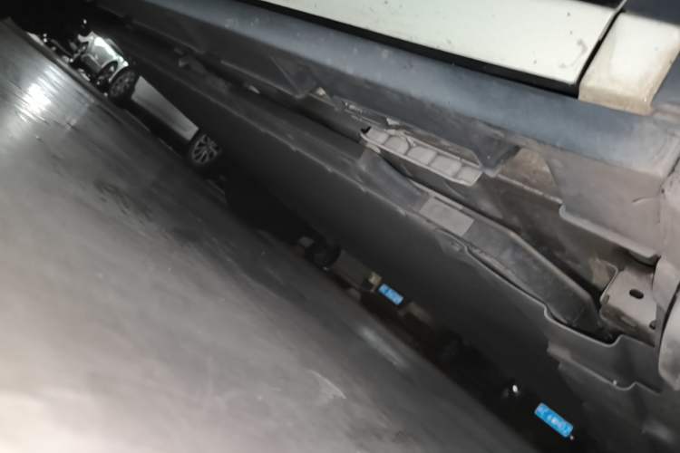 Used BYD Dolphin 2023 420 km Free Version Right Side Sill
