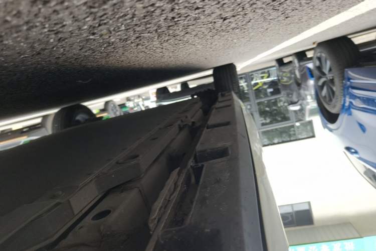 Used BYD Dolphin 2023 420 km Fashion Edition Right Side Sill
