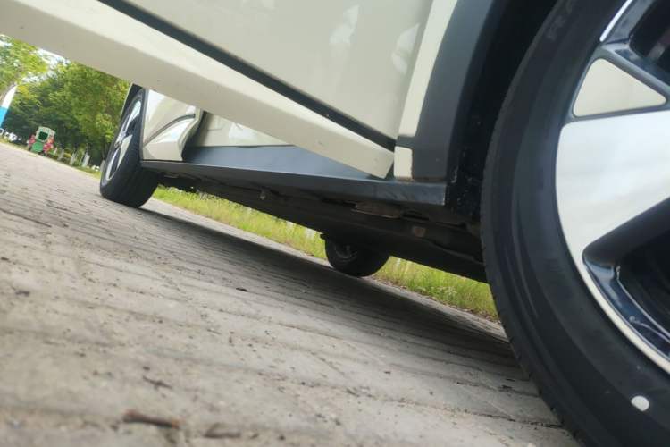 Used BYD Dolphin 2023 420 km Free Version Right Side Sill