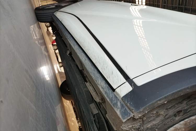 Used BYD Dolphin 2023 420 km Free Version Right Side Sill