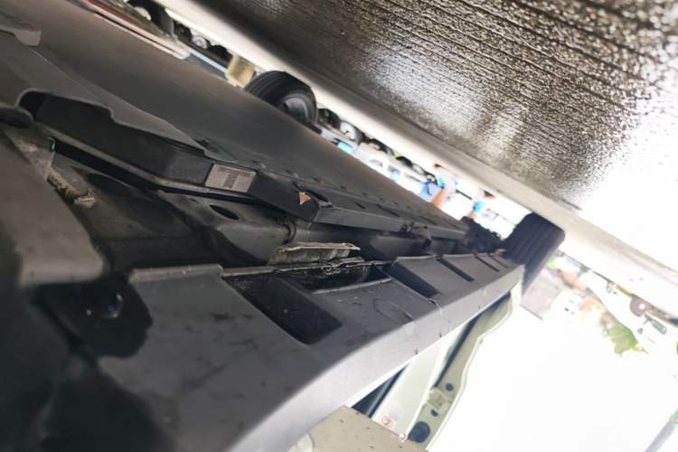 Used BYD Dolphin 2023 420 km Fashion Edition Right Side Sill