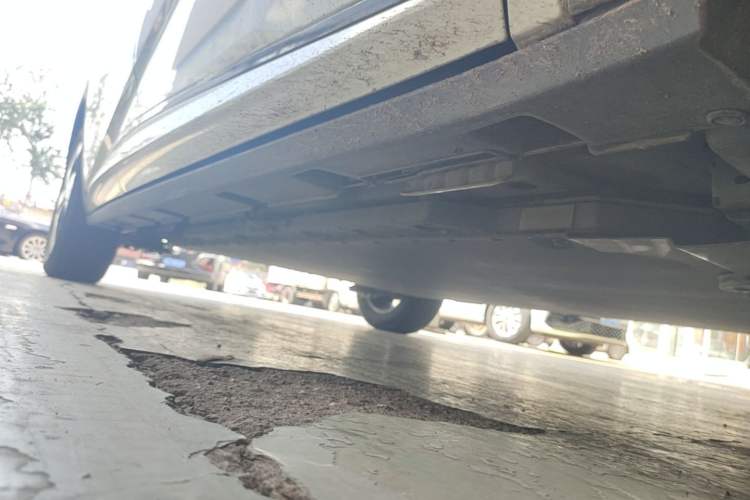 Used BYD Dolphin 2023 420 km Fashion Edition Right Side Sill