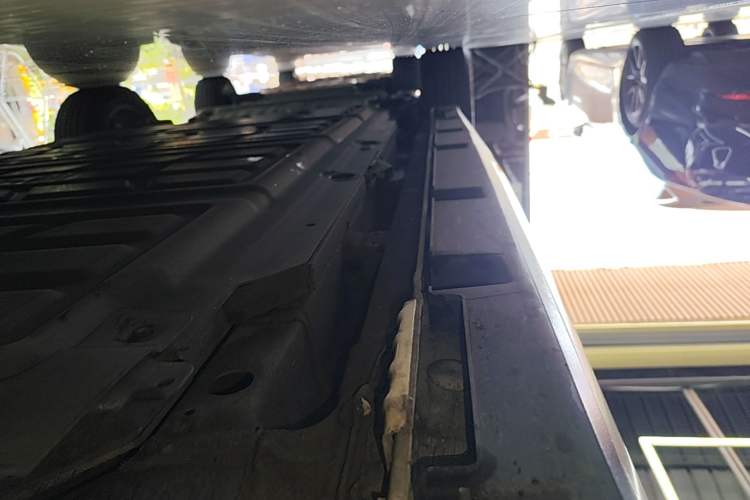 Used BYD Dolphin 2023 420 km Fashion Edition Right Side Sill
