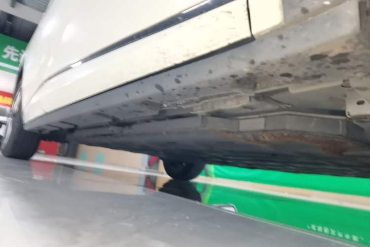 Used BYD Dolphin 2023 420 km Free Version Right Side Sill