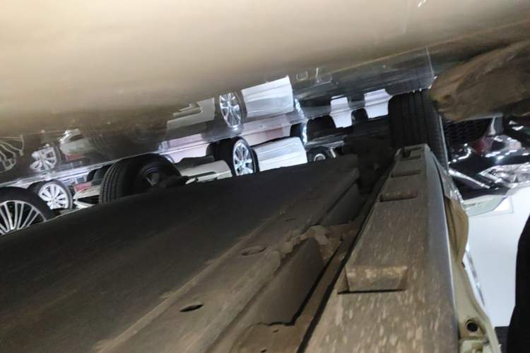 Used BYD Dolphin 2023 420 km Fashion Edition Right Side Sill