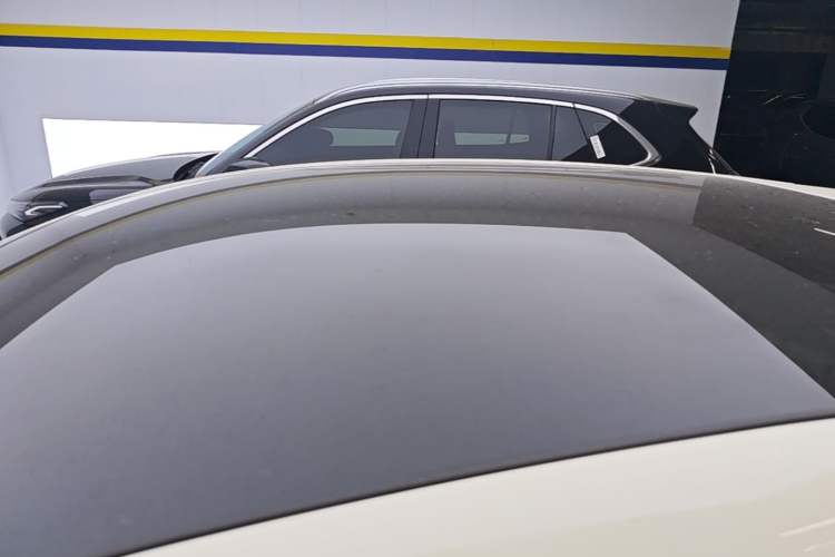 Used BYD Dolphin 2023 420 km Fashion Edition Roof