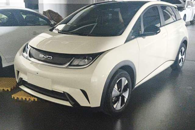 Used BYD Dolphin 2023 420 km Fashion Edition