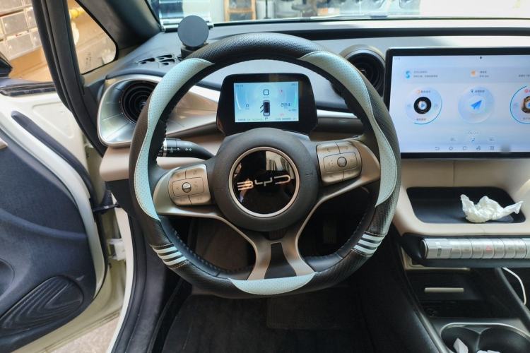 Used BYD Dolphin 2023 420 km Fashion Edition Steering Wheel