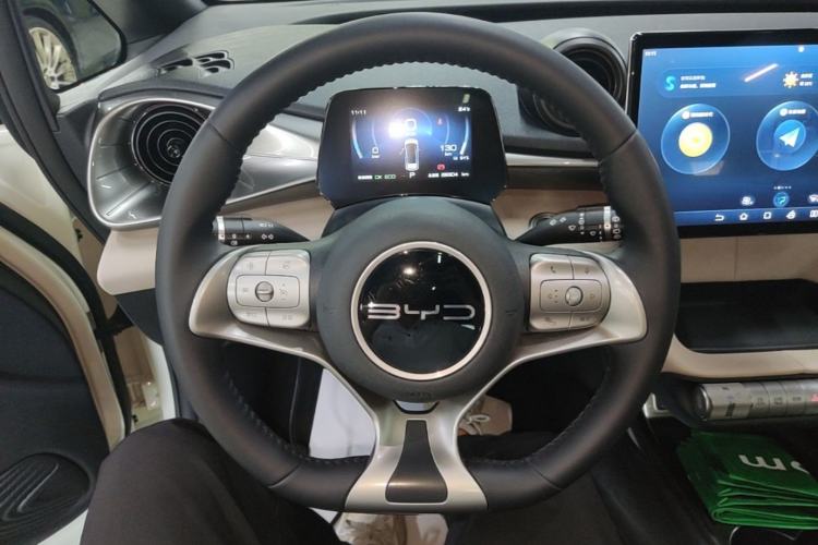 Used BYD Dolphin 2023 420 km Fashion Edition Steering Wheel