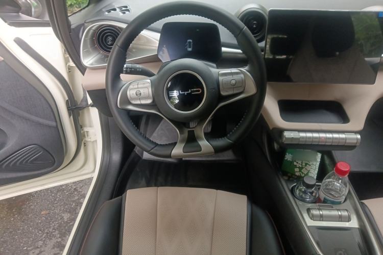 Used BYD Dolphin 2023 420 km Fashion Edition Steering Wheel