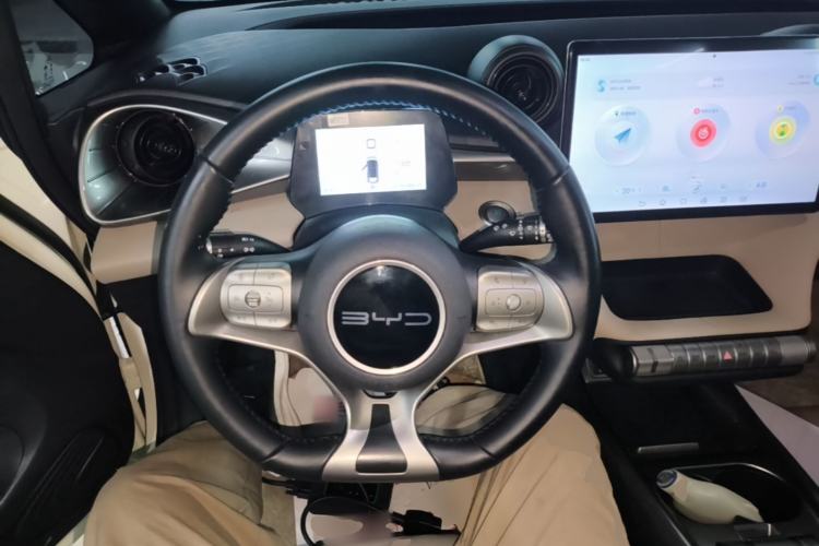 Used BYD Dolphin 2023 420 km Fashion Edition Steering Wheel