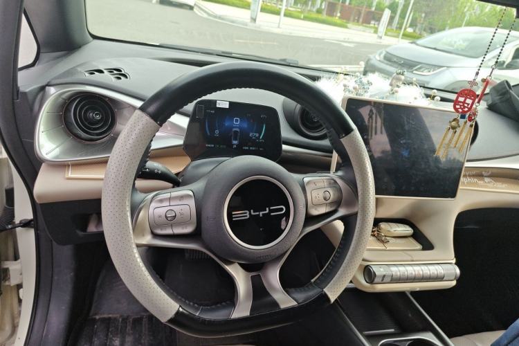 Used BYD Dolphin 2023 420 km Fashion Edition Steering Wheel