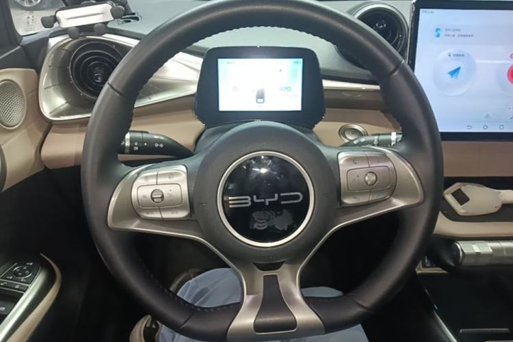 Used BYD Dolphin 2023 420 km Fashion Edition Steering Wheel