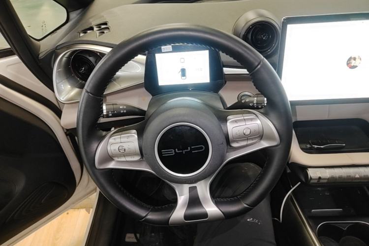 Used BYD Dolphin 2023 420 km Fashion Edition Steering Wheel